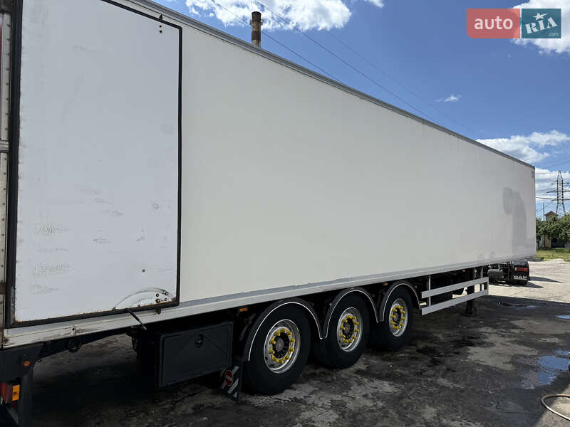 Рефрижератор полуприцеп Chereau CD 382CHB 2006 в Обухове