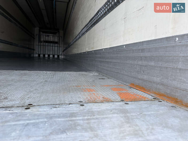 Рефрижератор полуприцеп Chereau CD 382CHB 2010 в Киеве фото 17 Рефрижератор полуприцеп Chereau CD 382CHB 2010 в Киеве