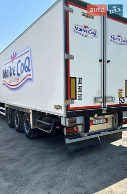 Рефрижератор напівпричіп Chereau CD382GB 2010 в Чернівцях