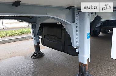 Рефрижератор полуприцеп Chereau ThermoKing 2009 в 