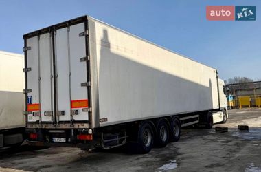 Рефрижератор полуприцеп Chereau ThermoKing 1999 в Днепре