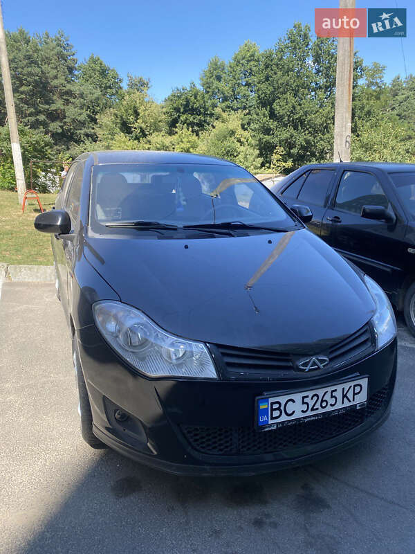 Лифтбек Chery A13 2010 в Новояворовске