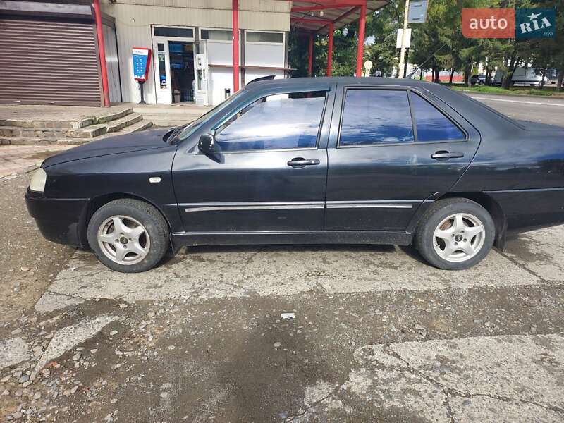 Седан Chery A15 2007 в Ужгороді