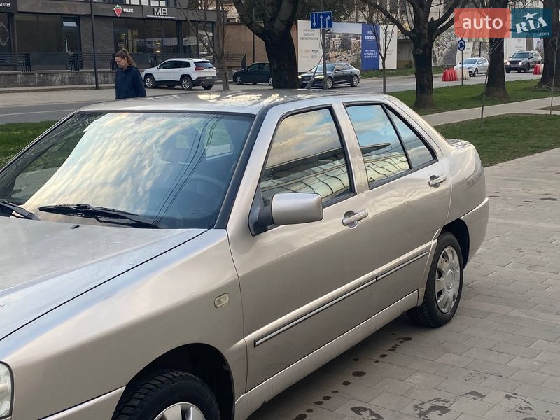 Лифтбек Chery A15 2007 в Ужгороде фото 2 Лифтбек Chery A15 2007 в Ужгороде