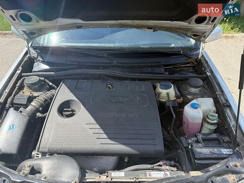 Лифтбек Chery A15 2011 в Полтаве