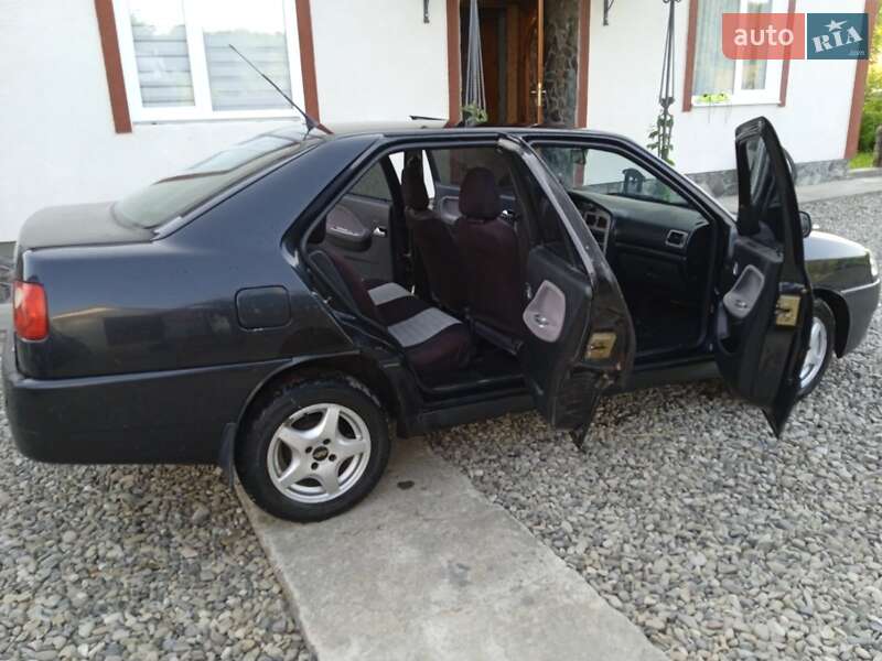 Седан Chery Amulet 2008 в Косові