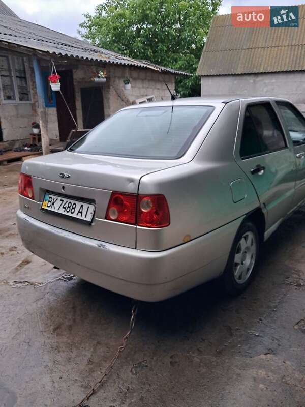 Седан Chery Amulet 2007 в Сарнах