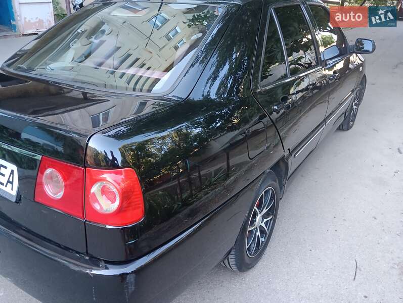 Лифтбек Chery Amulet 2011 в Доброславе