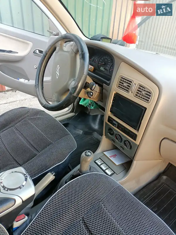 Chery Amulet