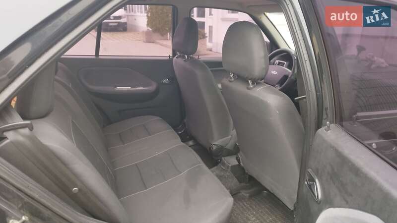 Седан Chery Amulet 2008 в Броварах фото 3 Седан Chery Amulet 2008 в Броварах