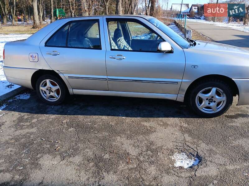 Седан Chery Amulet 2007 в Христиновке