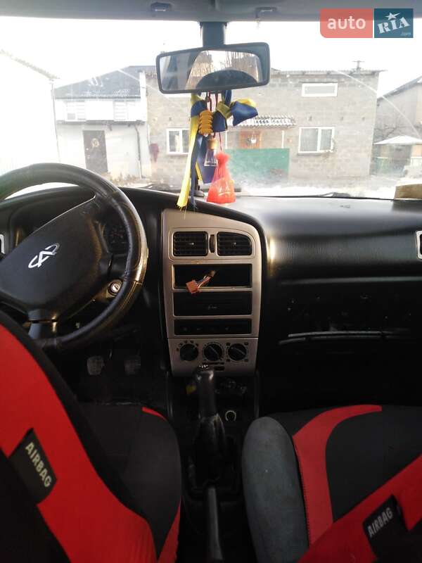 Седан Chery Amulet 2007 в Радехове
