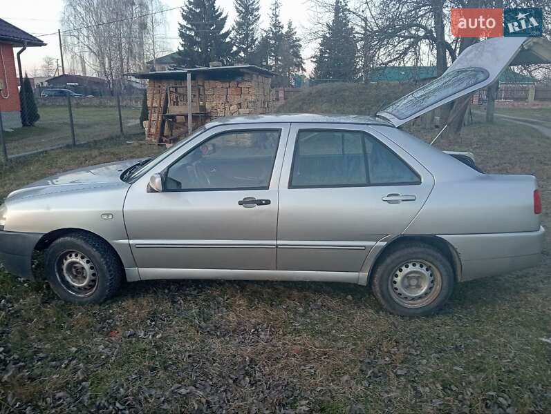 Хэтчбек Chery Amulet 2007 в Рокитном