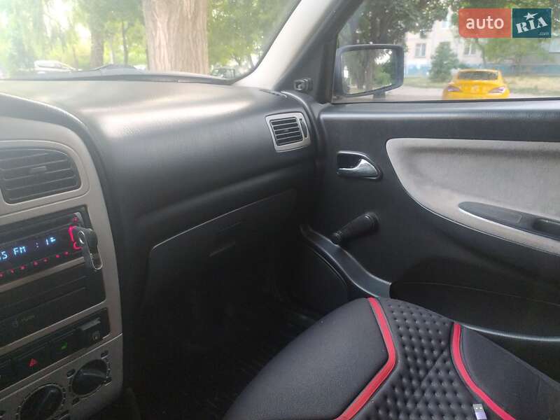 Седан Chery Amulet 2008 в Днепре