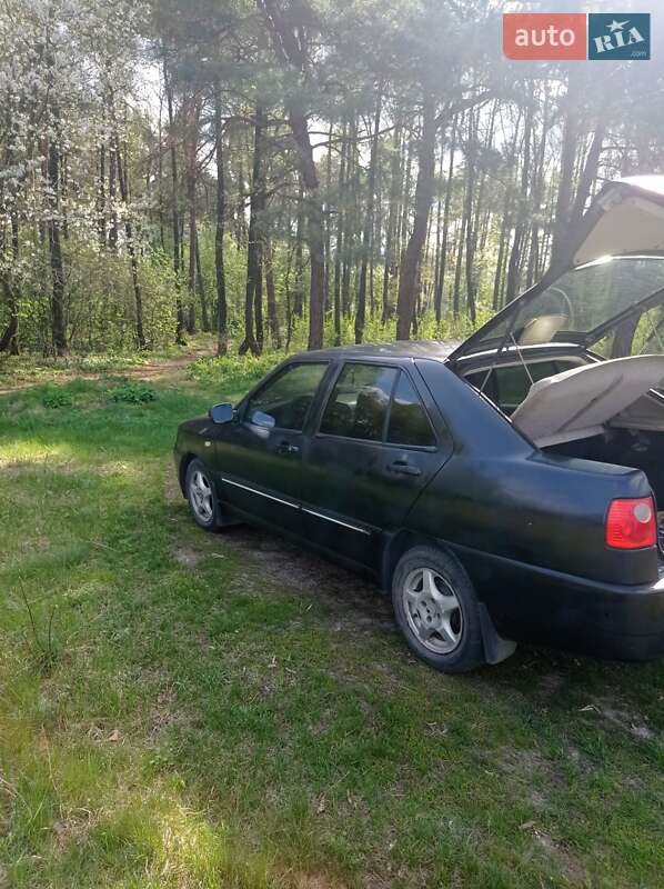 Седан Chery Amulet 2007 в Нетешине