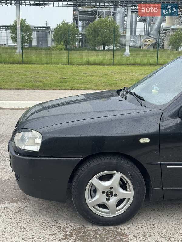 Седан Chery Amulet 2008 в Коростене фото 2 Седан Chery Amulet 2008 в Коростене