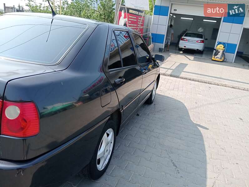 Седан Chery Amulet 2007 в Маяках