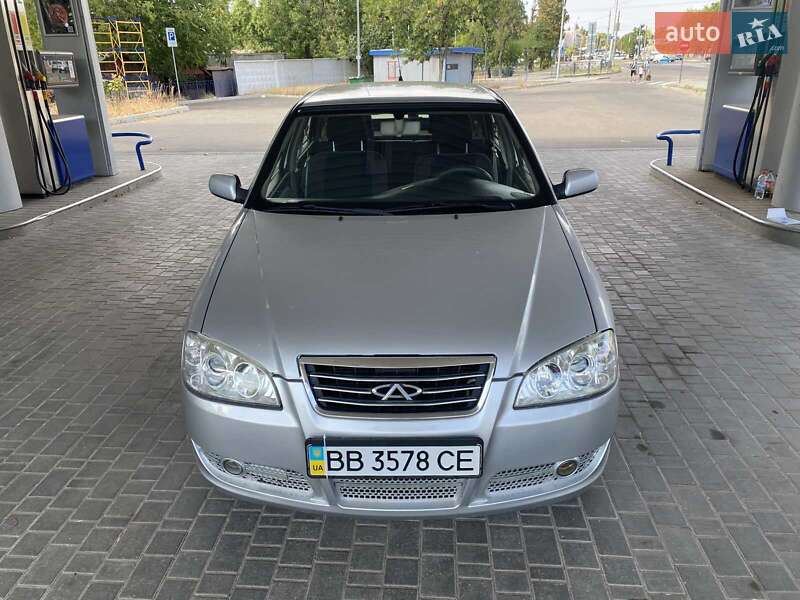Лифтбек Chery Amulet 2011 в Николаеве
