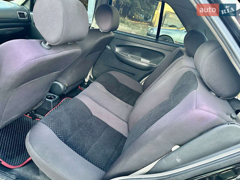 Лифтбек Chery Amulet 2012 в Одессе