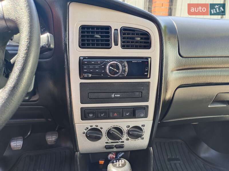 Седан Chery Amulet 2008 в Полтаве фото 4 Седан Chery Amulet 2008 в Полтаве