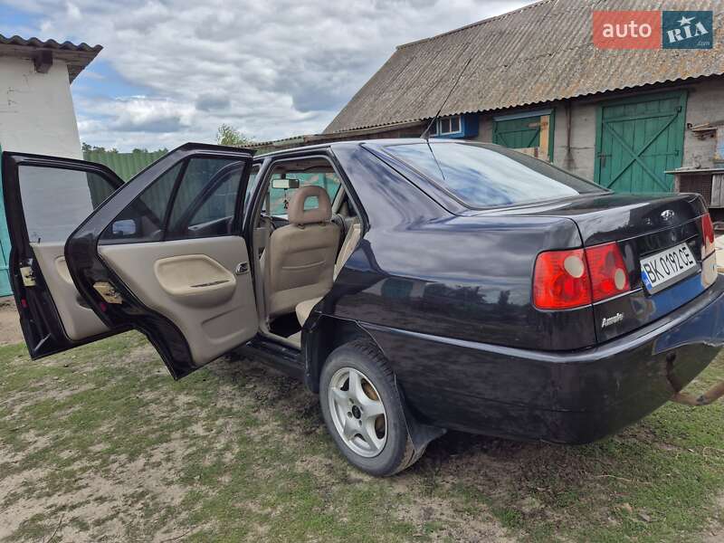 Седан Chery Amulet 2007 в Сарнах