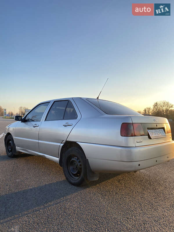 Седан Chery Amulet 2007 в Ромнах
