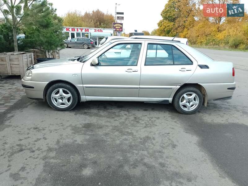 Седан Chery Amulet 2008 в Ровно фото 3 Седан Chery Amulet 2008 в Ровно