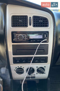 Седан Chery Amulet 2008 в  фото 30 Седан Chery Amulet 2008 в