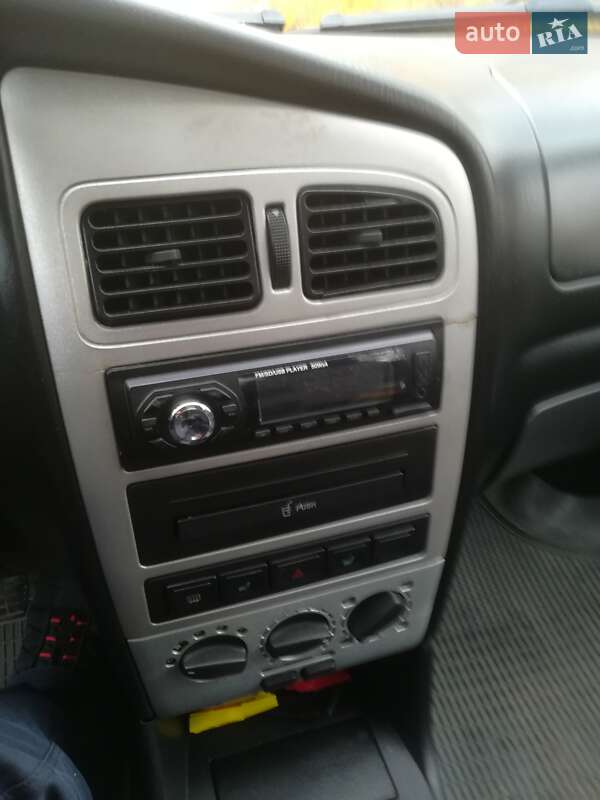 Седан Chery Amulet 2008 в Ровно фото 2 Седан Chery Amulet 2008 в Ровно