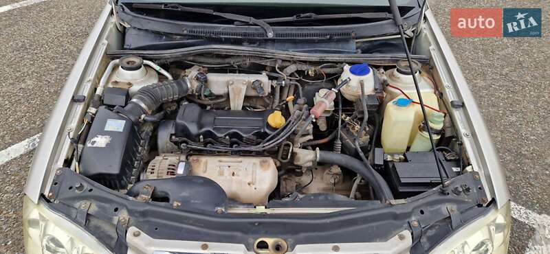 Седан Chery Amulet 2007 в Чернівцях