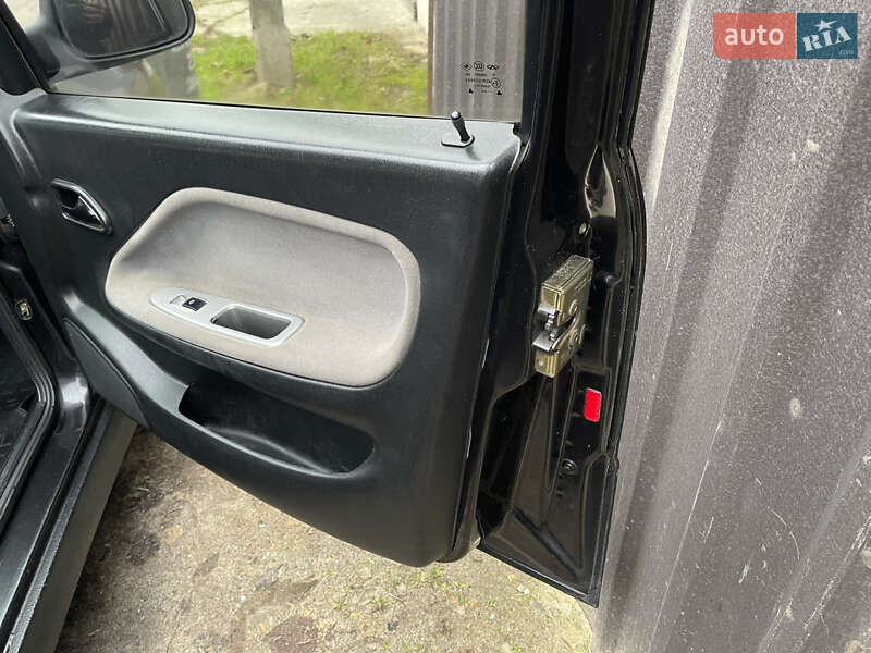 Седан Chery Amulet 2008 в Киеве