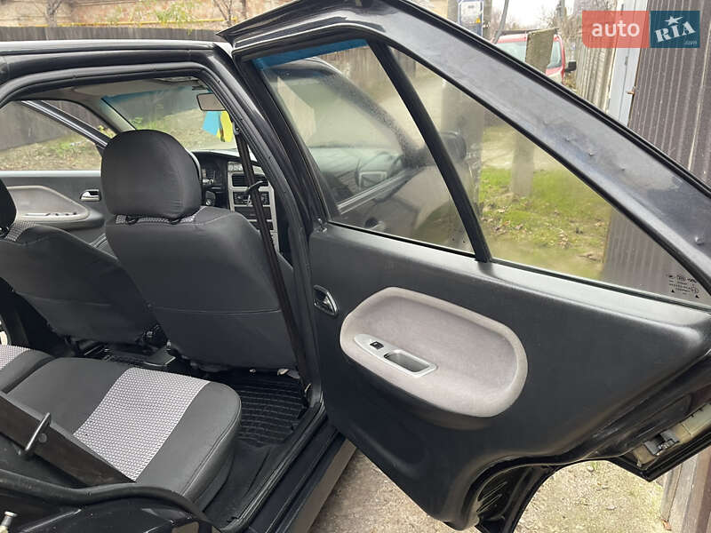 Седан Chery Amulet 2008 в Киеве