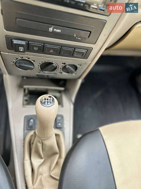 Седан Chery Amulet 2006 в Николаеве