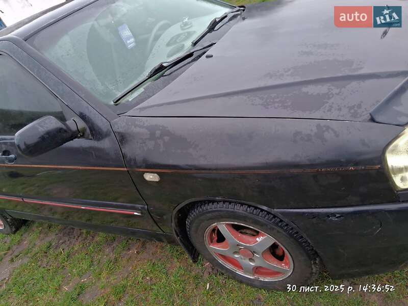 Седан Chery Amulet 2007 в Пулинах