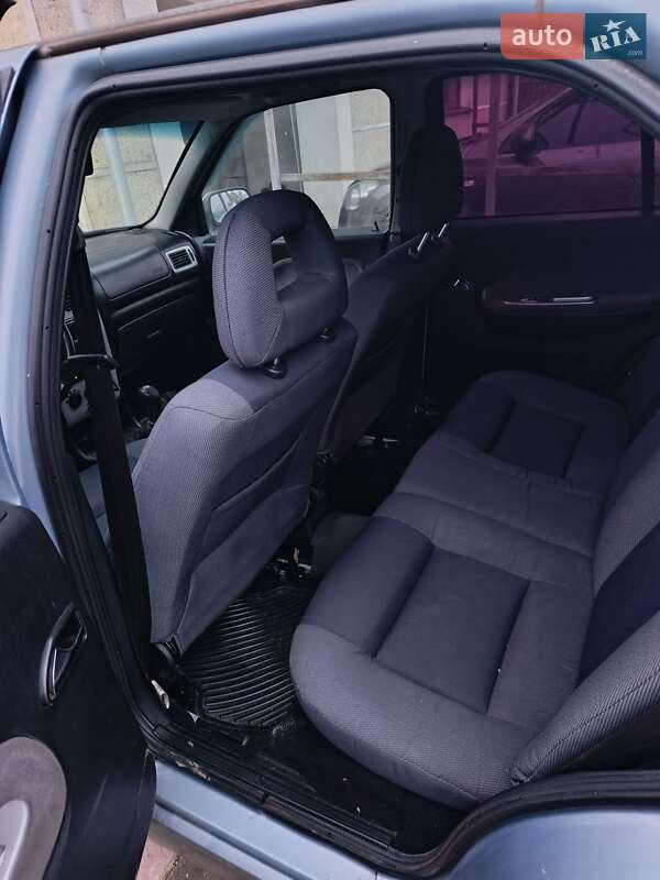 Седан Chery Amulet 2008 в Ивано-Франковске