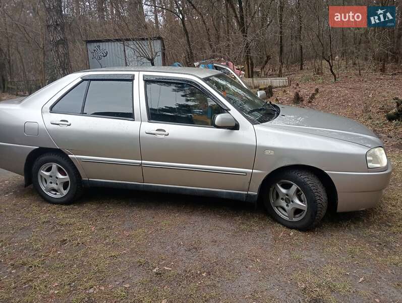 Седан Chery Amulet 2007 в Киеве