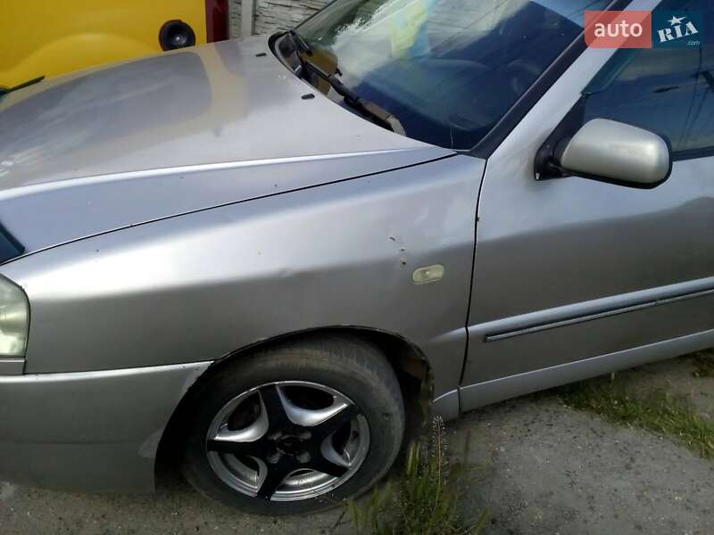 Седан Chery Amulet 2007 в Николаеве фото 2 Седан Chery Amulet 2007 в Николаеве