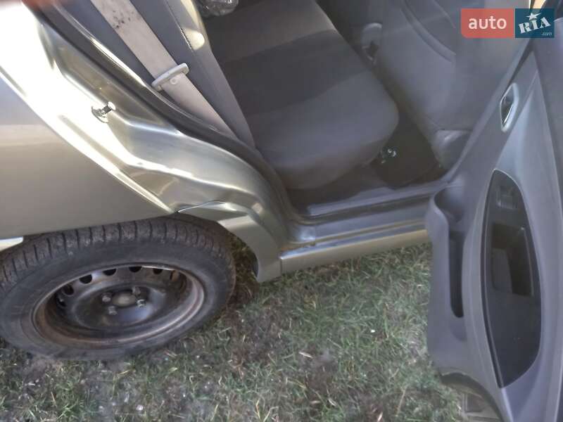 Лифтбек Chery Amulet 2013 в Днепре