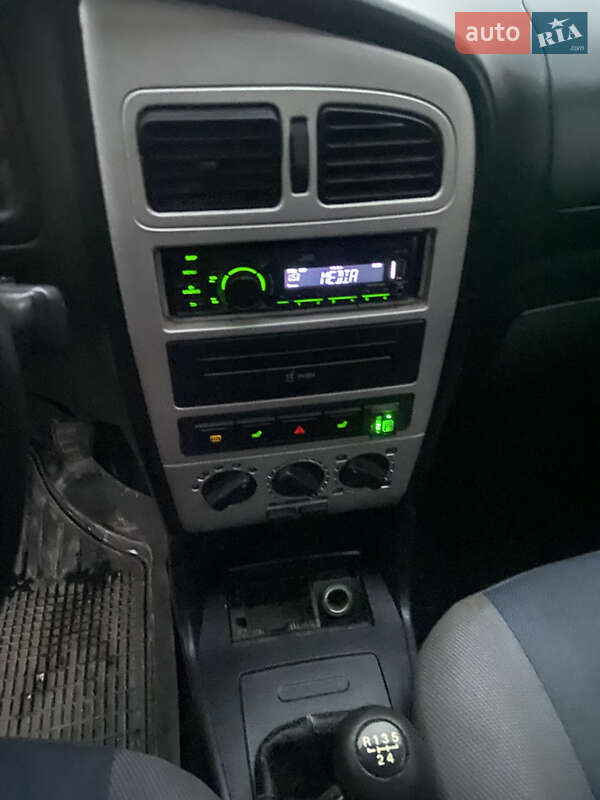 Седан Chery Amulet 2008 в Полонном