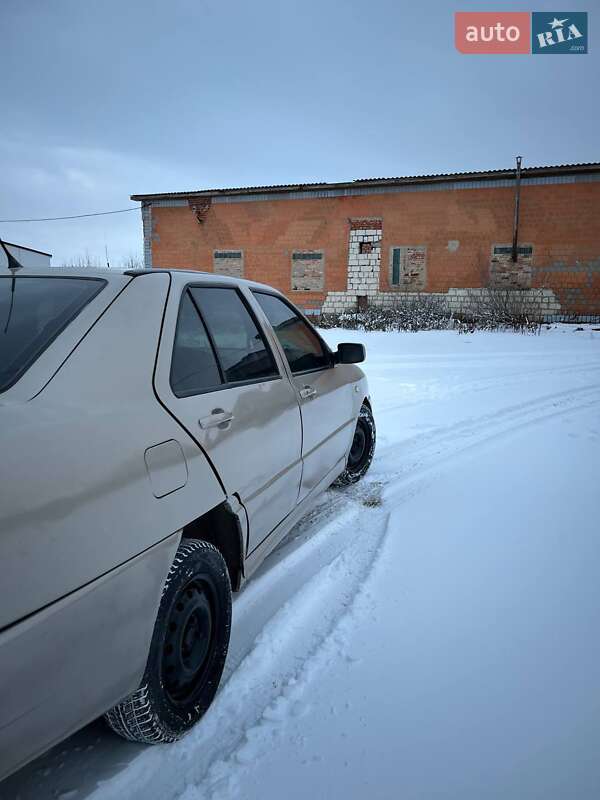 Седан Chery Amulet 2007 в Новоархангельске