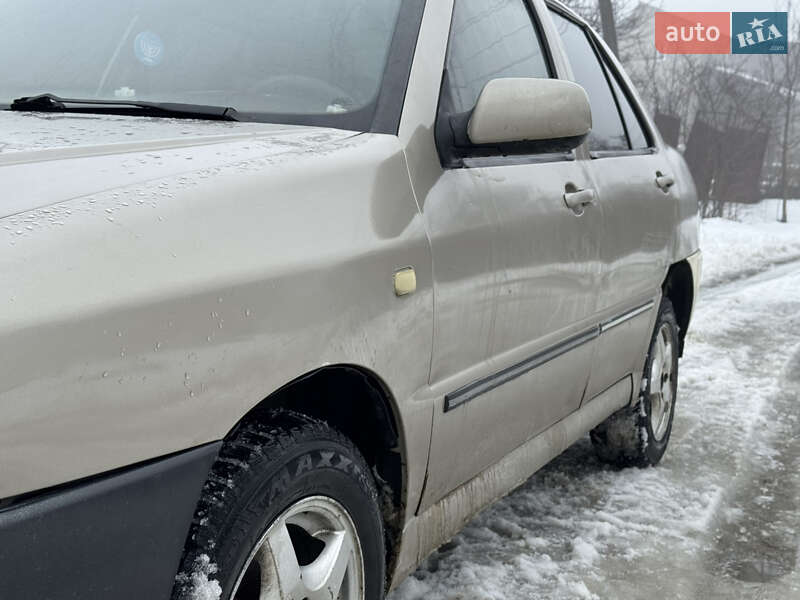 Седан Chery Amulet 2008 в Чернівцях