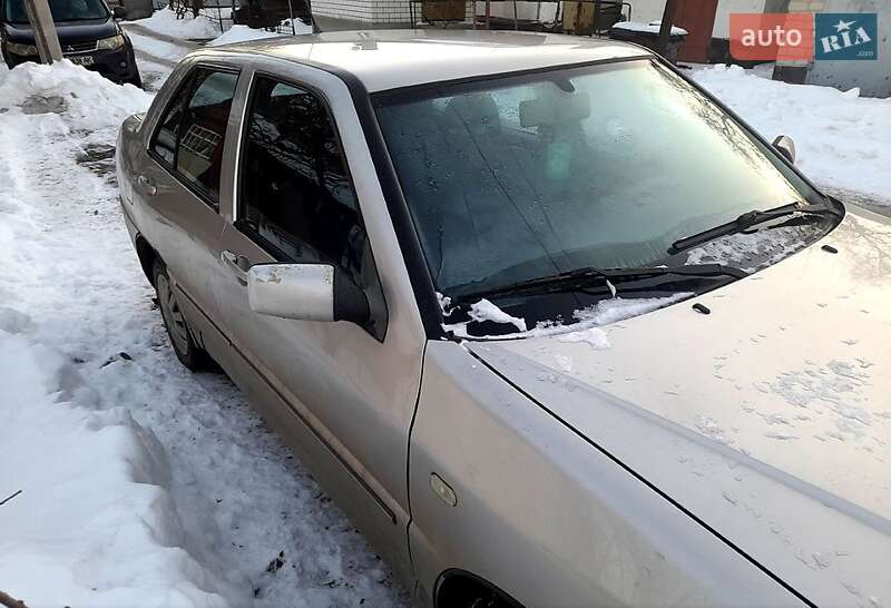 Седан Chery Amulet 2008 в Смілі