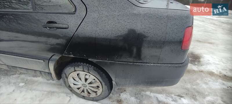 Седан Chery Amulet 2008 в Диновцах