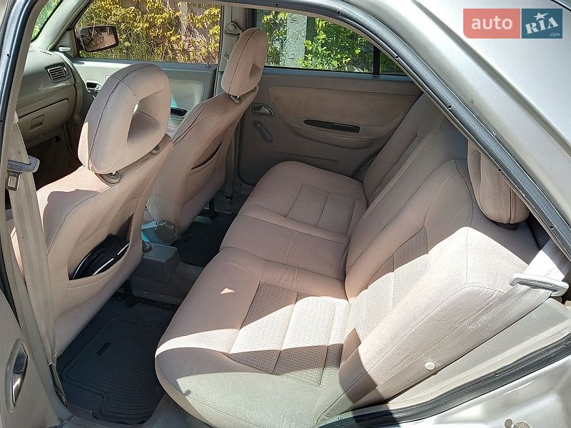 Седан Chery Amulet 2007 в Бориславі