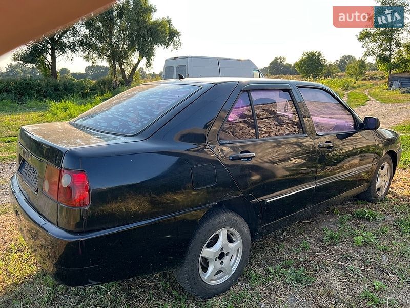 Седан Chery Amulet 2008 в Переяславе