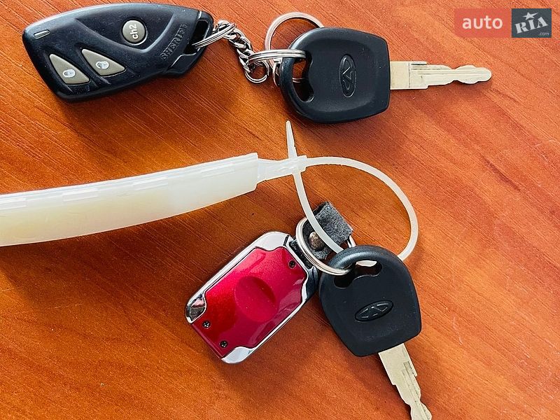 Седан Chery Amulet 2008 в Киеве