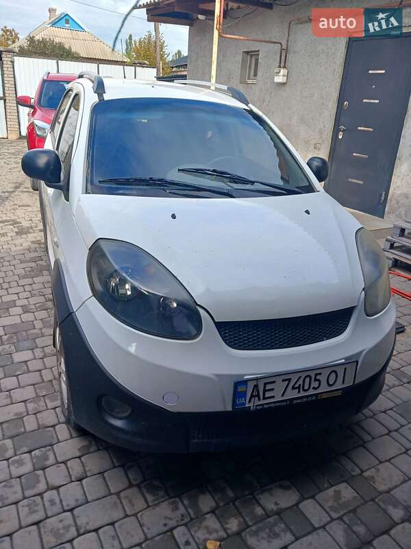 Внедорожник / Кроссовер Chery Beat 2011 в Кривом Роге фото 4 Внедорожник / Кроссовер Chery Beat 2011 в Кривом Роге