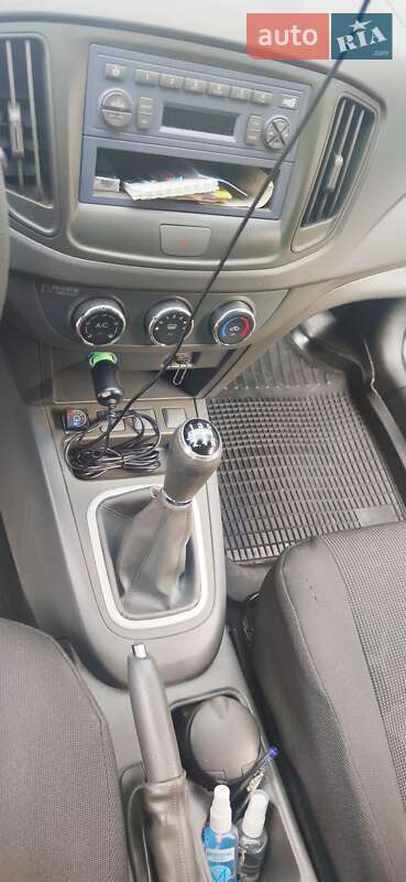 Седан Chery E5 2014 в Ракитном
