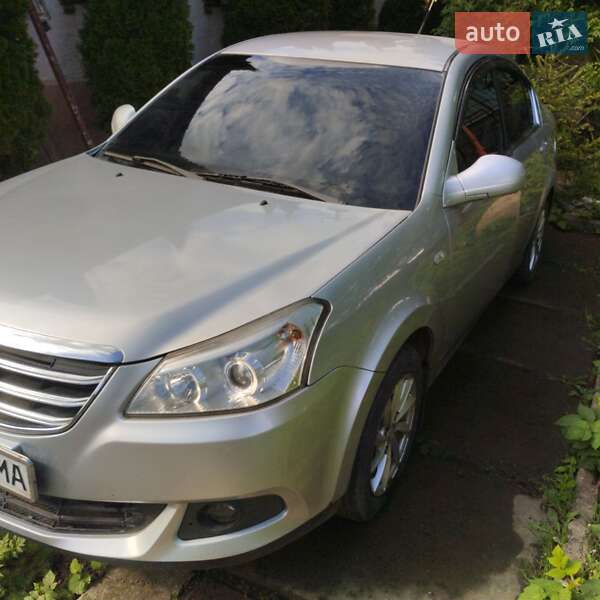 Chery E5 2012