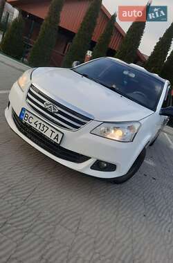 Седан Chery E5 2014 в Яворове